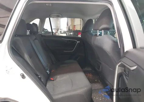 2021 Toyota Rav4 Le z USA, uszkodzony, nr VIN 2T3K1RFV1MW183102